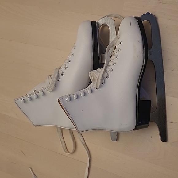NWOT VTG Lange Libra White Leather Womens Iceskates/Figureskates - Picture 17 of 17